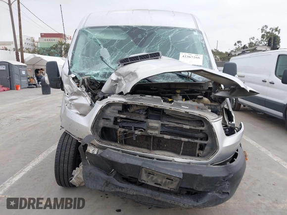 2019 Ford Transit с VIN 1FTYR2CM8KKB16413, выставлен на аукционе IAAI как лот 42367266 с пробегом 192 037 миль миль и . История ставок и продаж доступна на DreamBid. Изображение 6.