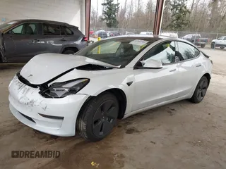 2023 Tesla Model 3 z VIN 5YJ3E1EA8PF412166, wystawiony jako IAAI lot #41461983 z przebiegiem 25 908 mil mil oraz . Historia ofert i sprzedaży dostępna na DreamBid. Obrazek 2.
