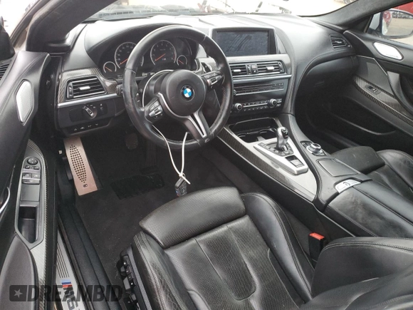 2014 BMW M6 z VIN WBSLX9C51ED160143, wystawiony jako Copart lot #88287015 z przebiegiem 91 717 mil mil oraz Szkoda całkowita • Salvage title. Historia ofert i sprzedaży dostępna na DreamBid. Obrazek 10.