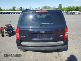2011 Jeep Patriot Latitude z VIN 1J4NF1GB0BD131856, wystawiony jako Copart lot #56222005 z przebiegiem 172 231 mil mil oraz Szkoda całkowita • Salvage title. Historia ofert i sprzedaży dostępna na DreamBid. Obrazek 6.