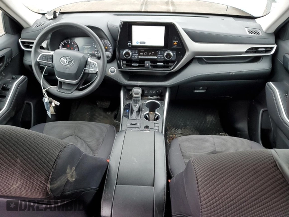 2024 Toyota Highlander LE with VIN 5TDKDRBHXRS549445, listed as a Copart auction lot 49870705 with 76,866 mi miles and Salvage title. Bid and sale history available at DreamBid. Image 8.