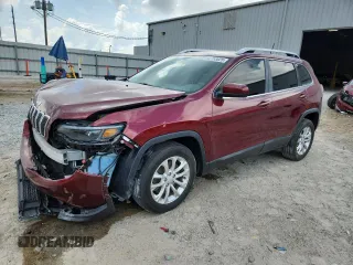 2019 Jeep Cherokee Latitude z VIN 1C4PJLCB8KD302853, wystawiony jako Copart lot #62753825 z przebiegiem 50 156 mil mil oraz Szkoda całkowita • Salvage title. Historia ofert i sprzedaży dostępna na DreamBid. Obrazek 1.