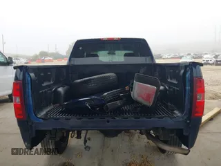 2011 Chevrolet Silverado 1500 LT with VIN 3GCPCSEA5BG150008, listed as a IAAI auction lot 41103732 with 180,005 mi miles and . Bid and sale history available at DreamBid. Image 17.