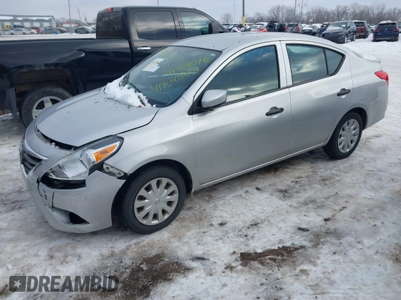 2016 Nissan Versa SV with VIN 3N1CN7AP5GL809383, listed as a IAAI auction lot 41330303 with 101,375 mi miles. Bid and sale history available at carsss.com. Image 2.
