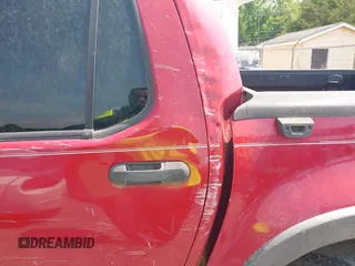 2010 Ford Explorer Sport Trac XLT z VIN 1FMEU3BE8AUA41454, wystawiony jako IAAI lot #42250096 z przebiegiem 177 269 mil mil oraz . Historia ofert i sprzedaży dostępna na DreamBid. Obrazek 6.