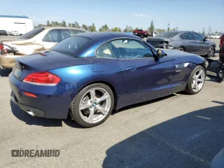 2013 BMW Z4 sDrive35i with VIN WBALM7C57DE385564, listed as a Copart auction lot 60422134 with 56,017 mi miles and Salvage Title. Bid and sale history available at carsss.com. Image 3.