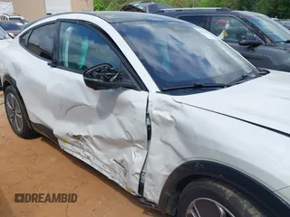 2023 Ford Mustang Mach-E Premium с VIN 3FMTK3R48PMA72033, выставлен на аукционе IAAI как лот 42143610 с пробегом 16 574 миль миль и . История ставок и продаж доступна на DreamBid. Изображение 6.