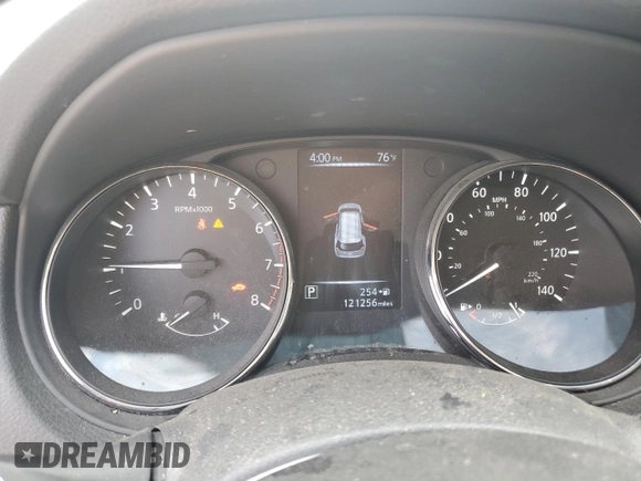 2017 Nissan Rogue SL with VIN 5N1AT2MV5HC800070, listed as a Copart auction lot 56041095 with 121,256 mi miles and Clean title. Bid and sale history available at DreamBid. Image 9.