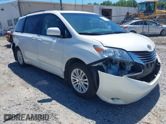 2015 Toyota Sienna XLE с VIN 5TDYK3DC6FS652923, выставлен на аукционе IAAI как лот 42309984 с пробегом 111 737 миль миль и . История ставок и продаж доступна на DreamBid. Изображение 1.