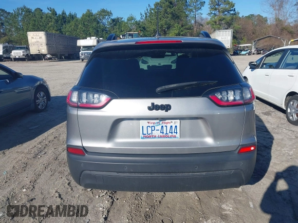 2019 Jeep Cherokee Latitude Plus z VIN 1C4PJLLB0KD448373, wystawiony jako IAAI lot #41589622 z przebiegiem 75 835 mil mil oraz . Historia ofert i sprzedaży dostępna na DreamBid. Obrazek 17.