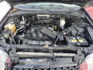 2007 Ford Escape Limited with VIN 1FMCU94197KB90948, listed as a Copart auction lot 89130505 with 181,655 mi miles and Non Repairable. Bid and sale history available at carsss.com. Image 11.