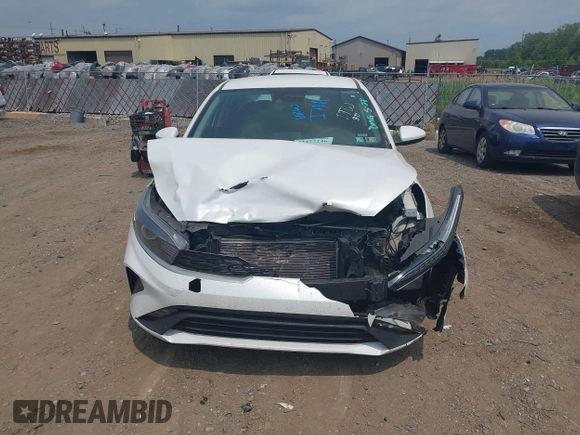2023 Kia Forte LXS z VIN 3KPF24AD6PE611746, wystawiony jako IAAI lot #42427246 z przebiegiem 56 552 mil mil oraz . Historia ofert i sprzedaży dostępna na DreamBid. Obrazek 12.