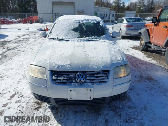 2004 Volkswagen Passat GLX z VIN WVWRH63B74P254107, wystawiony jako IAAI lot #41476148 z przebiegiem 88 359 mil mil oraz . Historia ofert i sprzedaży dostępna na DreamBid. Obrazek 6.