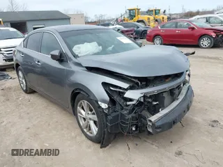 2014 Nissan Altima 2.5 with VIN 1N4AL3AP7EC127025, listed as a IAAI auction lot 41993195 with 110,290 mi miles. Bid and sale history available at carsss.com. Image 1.