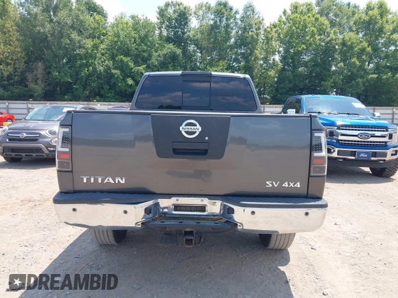2011 Nissan Titan Pro-4X with VIN 1N6AA0CC3BN313442, listed as a IAAI auction lot 42582789 with 189,582 mi miles and . Bid and sale history available at DreamBid. Image 16.