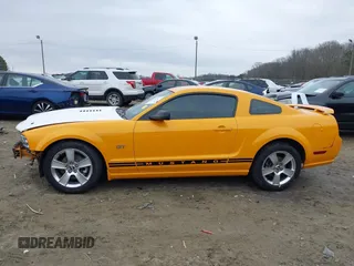 2007 Ford Mustang GT Deluxe with VIN 1ZVFT82H675285686, listed as a IAAI auction lot 41478777 with 189,083 mi miles. Bid and sale history available at carsss.com. Image 15.