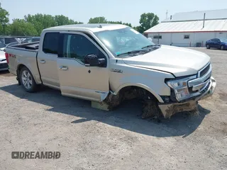 2018 Ford F-150 XL z VIN 1FTFW1E15JFE50161, wystawiony jako IAAI lot #42481674 z przebiegiem 144 897 mil mil oraz . Historia ofert i sprzedaży dostępna na DreamBid. Obrazek 1.