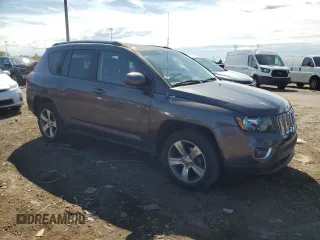 2017 Jeep Compass High Altitude with VIN 1C4NJCEB0HD185363, listed as a Copart auction lot 62654125 with 106,570 mi miles and Clean title. Bid and sale history available at DreamBid. Image 4.