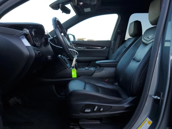 2020 Cadillac XT6 AWD Premium Luxury with VIN 1GYKPDRSXLZ135786, listed as a Copart auction lot 43559095 with 98,914 mi miles and Salvage Title. Bid and sale history available at carsss.com. Image 7.