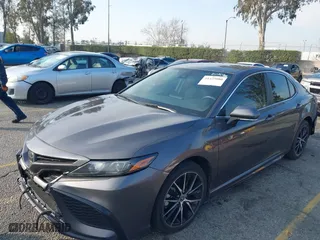 2022 Toyota Camry SE with VIN 4T1T11AK8NU689314, listed as a IAAI auction lot 41425080 with 29,775 mi miles. Bid and sale history available at carsss.com. Image 17.