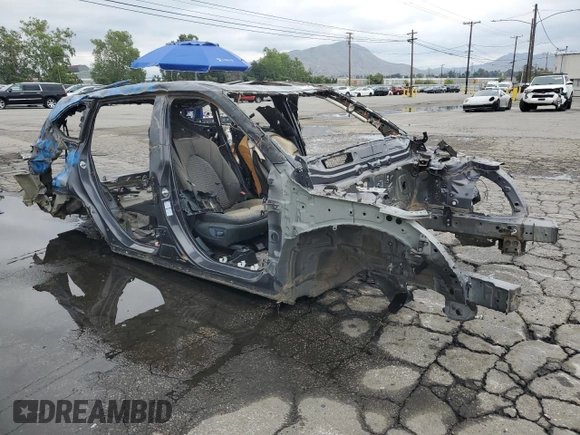 2022 Toyota Highlander XSE z VIN 5TDJZRBH9NS213244, wystawiony jako Copart lot #55754315 z przebiegiem Nie podano mil oraz Szkoda całkowita • Salvage title. Historia ofert i sprzedaży dostępna na DreamBid. Obrazek 4.