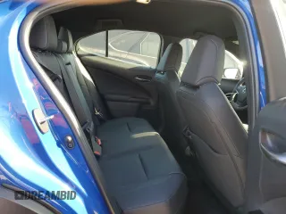 2022 Lexus UX 200 z VIN JTHX3JBH0N2049742, wystawiony jako Copart lot #57678045 z przebiegiem 18 728 mil mil oraz Szkody całkowita. Historia ofert i sprzedaży dostępna na DreamBid. Obrazek 11.