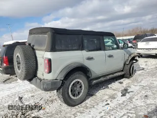 2022 Ford Bronco with VIN 1FMEE5DP9NLB17931, listed as a Copart auction lot 44566225 with 43,739 mi miles and Salvage Title. Bid and sale history available at carsss.com. Image 3.