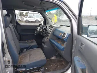 2005 Honda Element EX with VIN 5J6YH28675L033996, listed as a IAAI auction lot 41475303 with 225,282 mi miles and . Bid and sale history available at DreamBid. Image 5.
