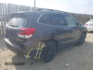 2021 Subaru Forester Limited with VIN JF2SKASC6MH519434, listed as a IAAI auction lot 41779357 with 56,388 mi miles. Bid and sale history available at carsss.com. Image 4.