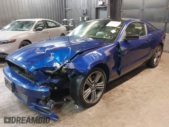 2014 Ford Mustang V6 with VIN 1ZVBP8AM4E5272840, listed as a IAAI auction lot 42162282 with 99,221 mi miles and . Bid and sale history available at DreamBid. Image 19.