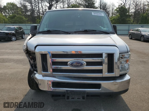2013 Ford Econoline Passenger XL z VIN 1FBSS3BL5DDB07737, wystawiony jako Copart lot #58958495 z przebiegiem 159 345 mil mil oraz Szkoda całkowita • Salvage title. Historia ofert i sprzedaży dostępna na DreamBid. Obrazek 5.
