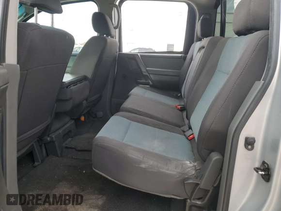 2007 Nissan Titan XE z VIN 1N6AA07B67N204661, wystawiony jako Copart lot #52316275 z przebiegiem 168 269 mil mil oraz Szkoda całkowita • Salvage title. Historia ofert i sprzedaży dostępna na DreamBid. Obrazek 10.