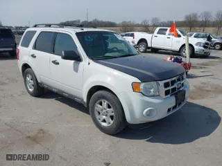 2012 Ford Escape XLT with VIN 1FMCU0D71CKA35501, listed as a IAAI auction lot 42010592 with 175,568 mi miles. Bid and sale history available at carsss.com. Image 1.