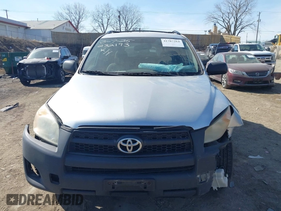 2009 Toyota RAV4 with VIN JTMBF33VX9D021198, listed as a IAAI auction lot 41787264 with 162,277 mi miles. Bid and sale history available at carsss.com. Image 12.