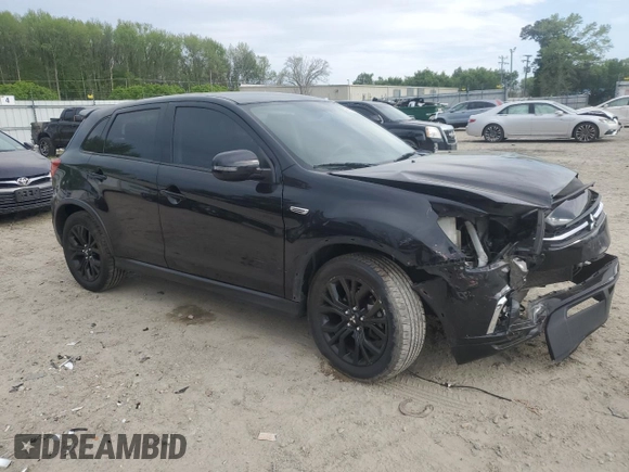 2019 Mitsubishi Outlander ES z VIN JA4AR3AU5KU028749, wystawiony jako Copart lot #52692835 z przebiegiem 122 439 mil mil oraz Szkoda całkowita • Salvage title. Historia ofert i sprzedaży dostępna na DreamBid. Obrazek 4.