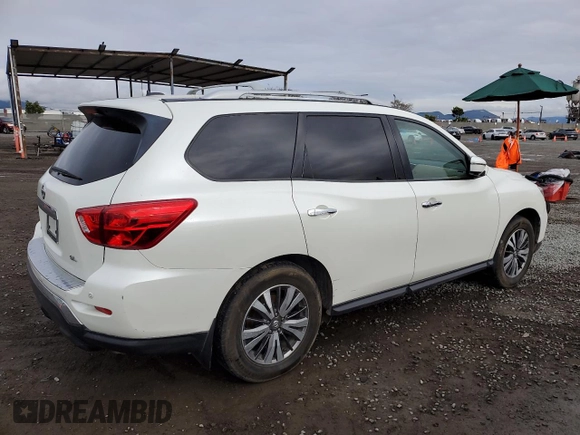 2018 Nissan Pathfinder SV with VIN 5N1DR2MN0JC670121, listed as a Copart auction lot 51481825 with 102,213 mi miles and Clean Title. Bid and sale history available at carsss.com. Image 3.