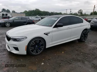 2019 BMW M5 Competition z VIN WBSJF0C54KB447781, wystawiony jako Copart lot #63513033 z przebiegiem 27 417 mil mil oraz Szkoda całkowita • Salvage title. Historia ofert i sprzedaży dostępna na DreamBid. Obrazek 1.