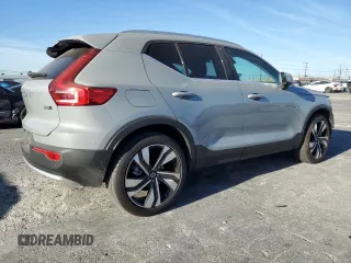 2024 Volvo XC40 Plus Bright Theme с VIN YV4L12UE4R2293380, выставлен на аукционе Copart как лот 87645985 с пробегом 12 288 миль миль и Списание • Salvage title. История ставок и продаж доступна на DreamBid. Изображение 3.