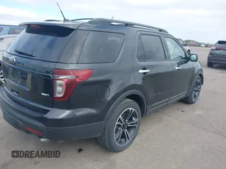 2014 Ford Explorer Sport z VIN 1FM5K8GT9EGB33011, wystawiony jako IAAI lot #42136232 z przebiegiem 197 706 mil mil oraz . Historia ofert i sprzedaży dostępna na DreamBid. Obrazek 4.