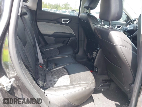 2022 Jeep Compass Latitude с VIN 3C4NJDBB1NT164523, выставлен на аукционе IAAI как лот 42452927 с пробегом 38 764 миль миль и . История ставок и продаж доступна на DreamBid. Изображение 8.