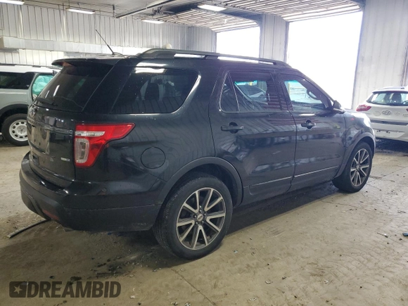 2015 Ford Explorer XLT with VIN 1FM5K8D88FGA25268, listed as a Copart auction lot 54203845 with 137,904 mi miles and Clean Title. Bid and sale history available at carsss.com. Image 3.