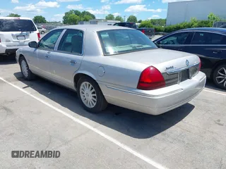2009 Mercury Grand Marquis LS z VIN 2MEHM75V89X608107, wystawiony jako IAAI lot #42353116 z przebiegiem 82 261 mil mil oraz . Historia ofert i sprzedaży dostępna na DreamBid. Obrazek 3.