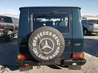 1996 Mercedes-Benz 300 with VIN WDB46333117106110, listed as a Copart auction lot 77159894 with Not Provided miles and Salvage Title. Bid and sale history available at DreamBid. Image 6.