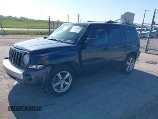 2007 Jeep Patriot Limited с VIN 1J8FF48W47D424723, выставлен на аукционе IAAI как лот 42266863 с пробегом 187 705 миль миль и . История ставок и продаж доступна на DreamBid. Изображение 2.