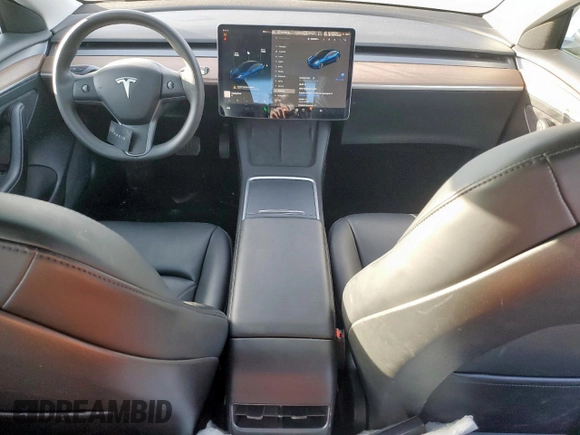 2021 Tesla Model 3 Standard Range Plus z VIN 5YJ3E1EA0MF014607, wystawiony jako Copart lot #47290835 z przebiegiem 43 251 mil mil oraz Szkoda całkowita • Salvage title. Historia ofert i sprzedaży dostępna na DreamBid. Obrazek 8.