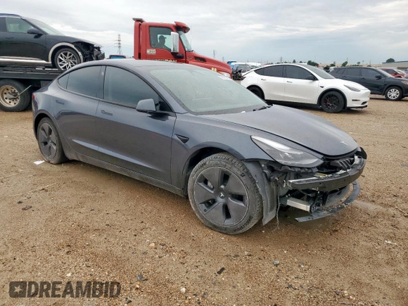 2023 Tesla Model 3 z VIN 5YJ3E1EA0PF622289, wystawiony jako Copart lot #60626335 z przebiegiem 34 158 mil mil oraz Szkoda całkowita • Salvage title. Historia ofert i sprzedaży dostępna na DreamBid. Obrazek 4.