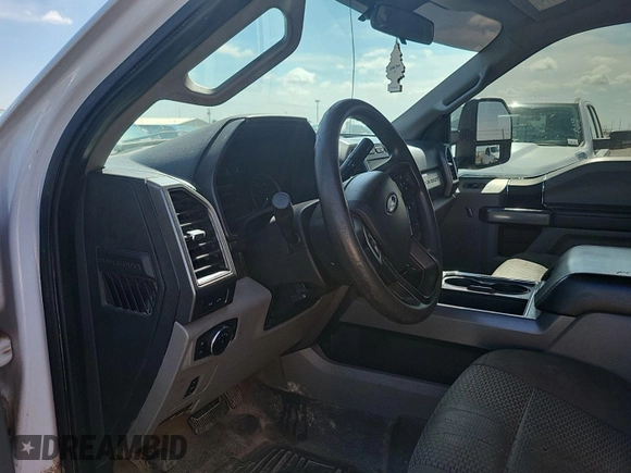 2019 Ford F-350 Platinum with VIN 1FT7W3B60KEF59599, listed as a IAAI auction lot 42677821 with 125,789 mi miles and . Bid and sale history available at DreamBid. Image 4.
