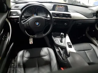 2013 BMW 3 Series 320i xDrive with VIN WBA3C3C5XDF982732, listed as a Copart auction lot 62852385 with 134,466 mi miles and Salvage title. Bid and sale history available at DreamBid. Image 8.