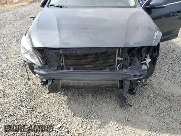 2015 Volvo V60 T5 Drive-E Premier with VIN YV140MEKXF1259241, listed as a Copart auction lot 66890004 with 117,600 mi miles and Salvage Title. Bid and sale history available at carsss.com. Image 13.