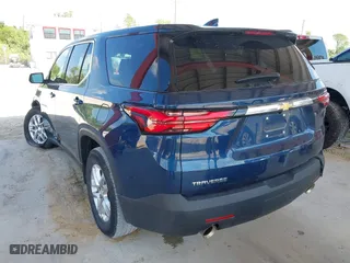 2023 Chevrolet Traverse LS with VIN 1GNERFKWXPJ131562, listed as a IAAI auction lot 41696940 with 25,791 mi miles. Bid and sale history available at carsss.com. Image 3.